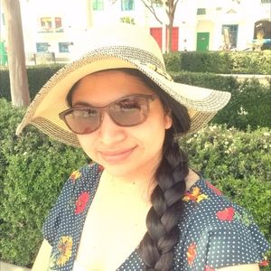 Meet your Posher, Maricela